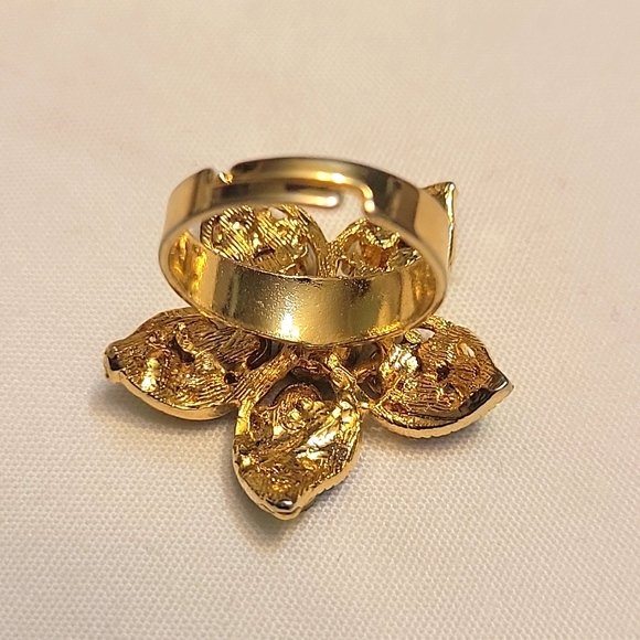 Statement Ring - Picture 6 of 6